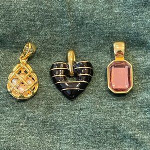 Joan Rivers large-bail pendants - lot